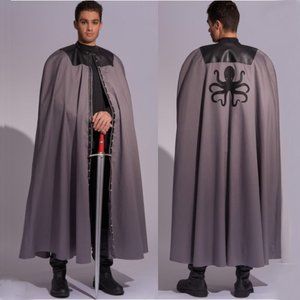 McCalls Women's and Misses' Costume Capes Pattern M8335 NEW Uncut